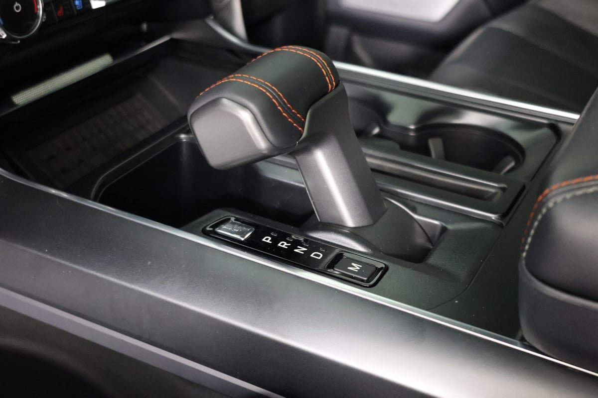 Used 2025 Ford F150 Raptor AWD/4WD image 6