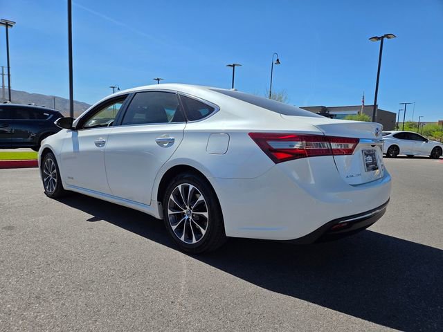 Used 2016 Toyota Avalon XLE Premium image 4