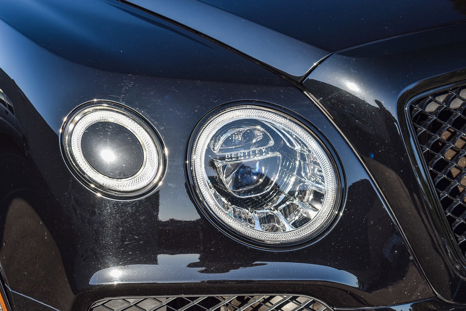 Used 2019 Bentley Bentayga image 8