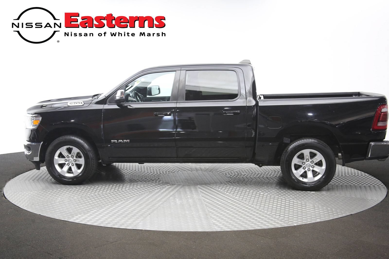 Used 2024 RAM 1500 Laramie RWD image 60
