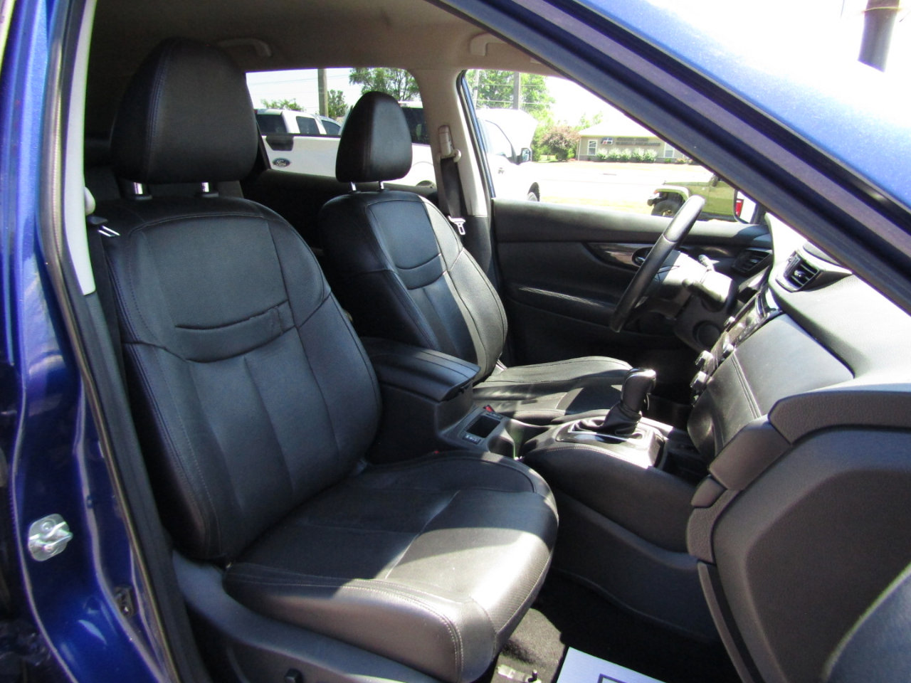 Used 2020 Nissan Rogue SL image 29