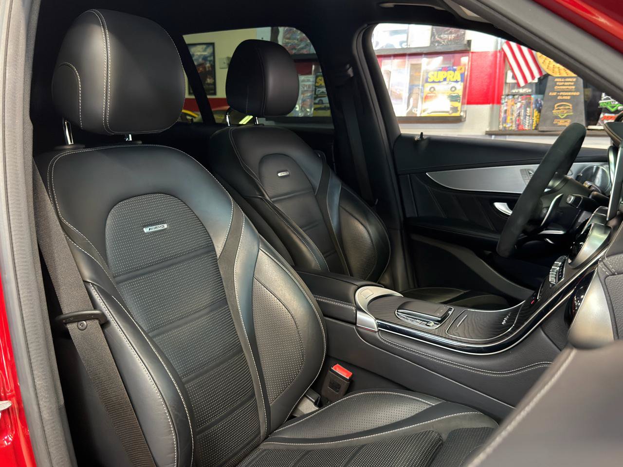 Used 2020 Mercedes-Benz GLC 63 AMG 4MATIC w/ Parking Assistance Package image 18