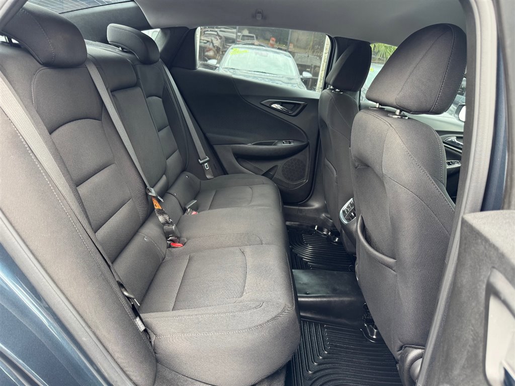 Used 2020 Chevrolet Malibu LT FWD image 21