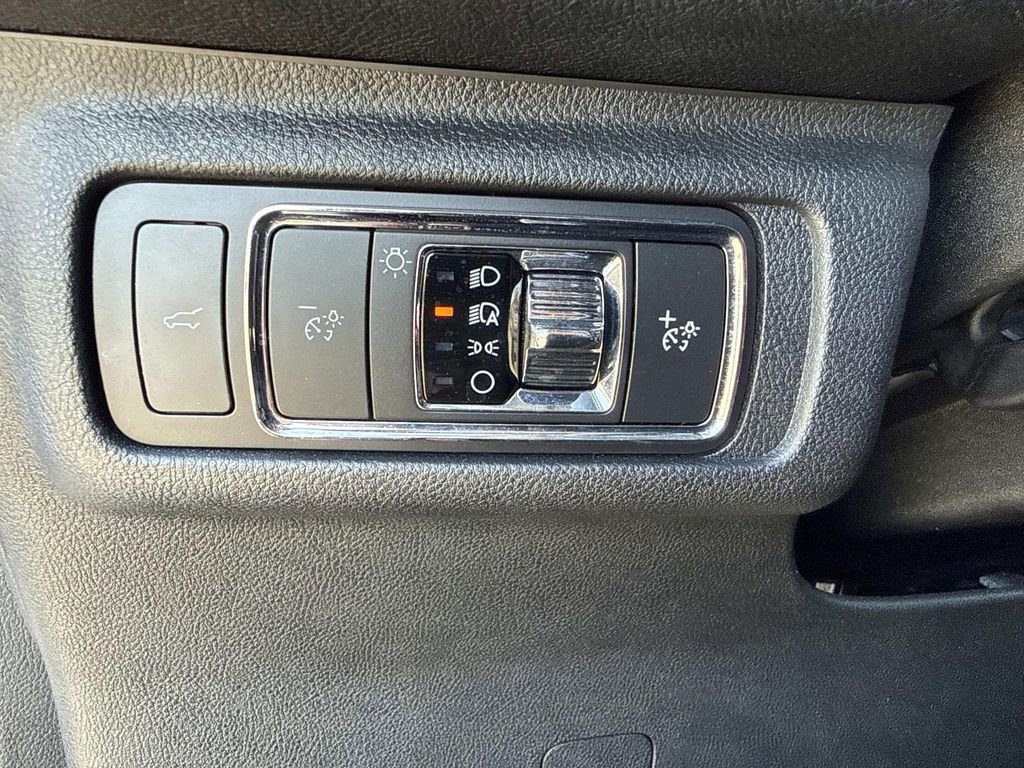 Certified 2020 Lincoln Corsair AWD w/ Premium Package image 31