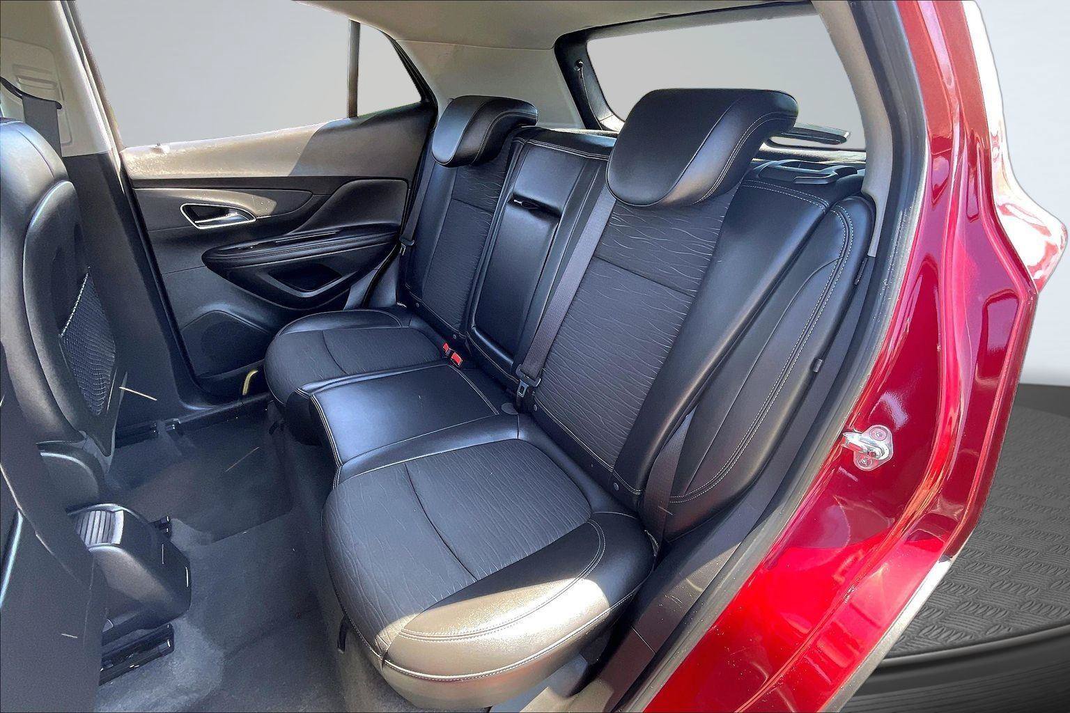Used 2015 Buick Encore FWD image 25