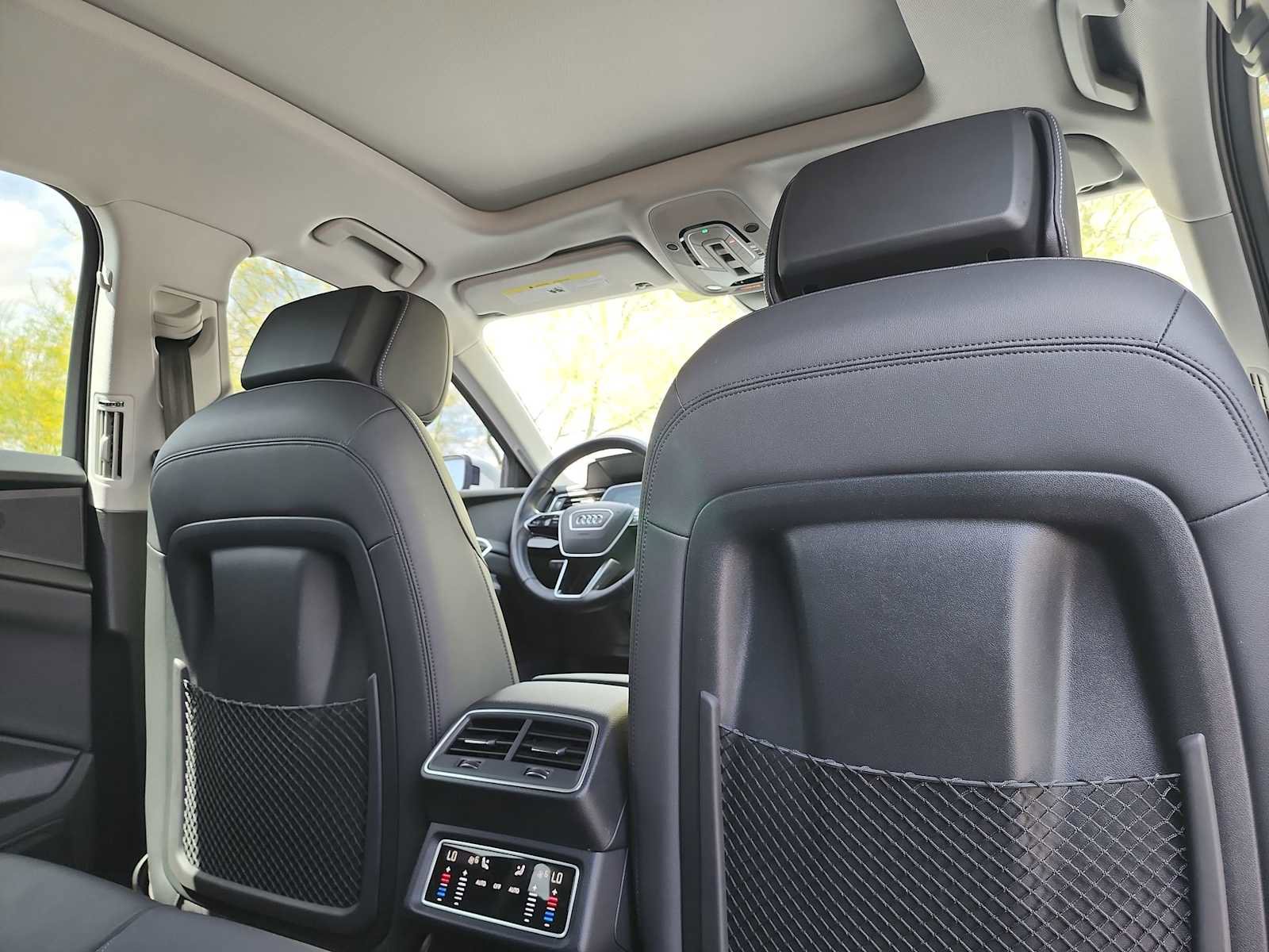 Used 2022 Audi e-tron Premium image 16