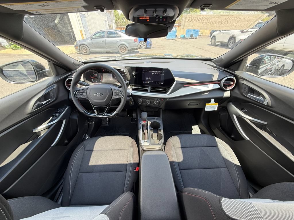 New 2026 Chevrolet Trax RS w/ Sunroof Package FWD image 21