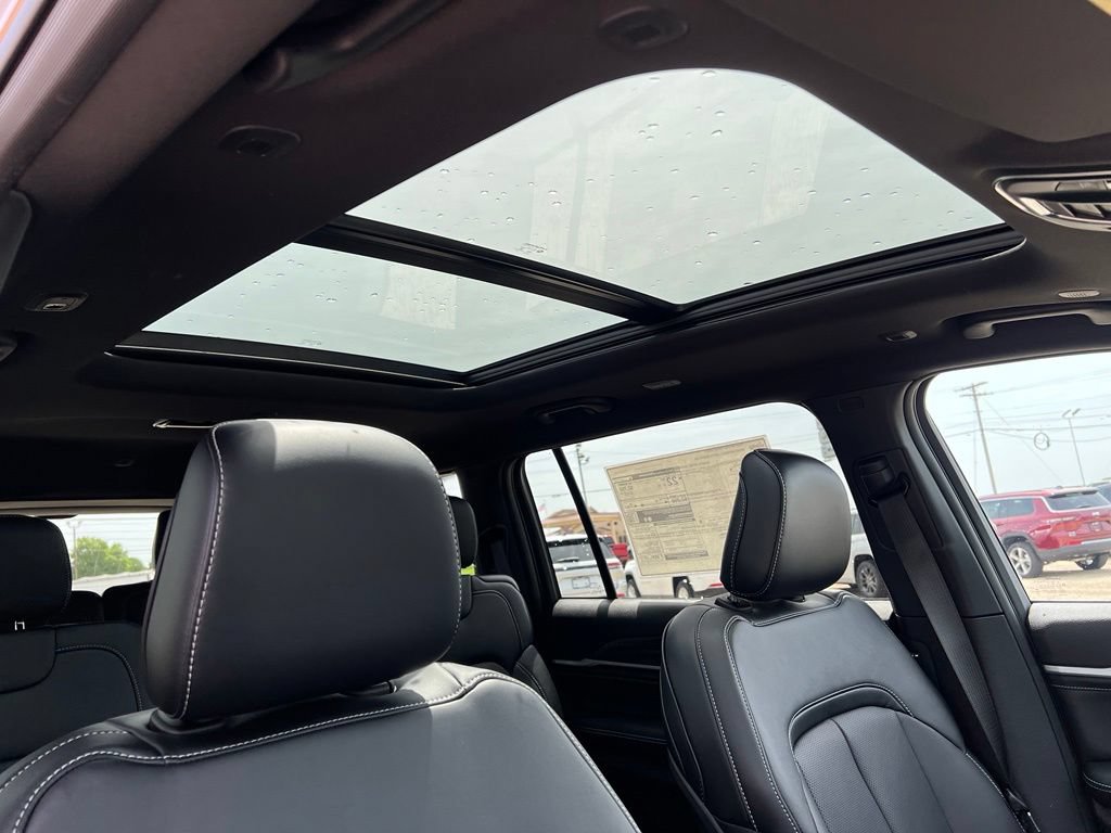 New 2026 Jeep Grand Cherokee L Limited AWD/4WD image 14