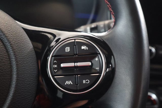 Used 2023 Kia Soul GT-Line FWD image 19