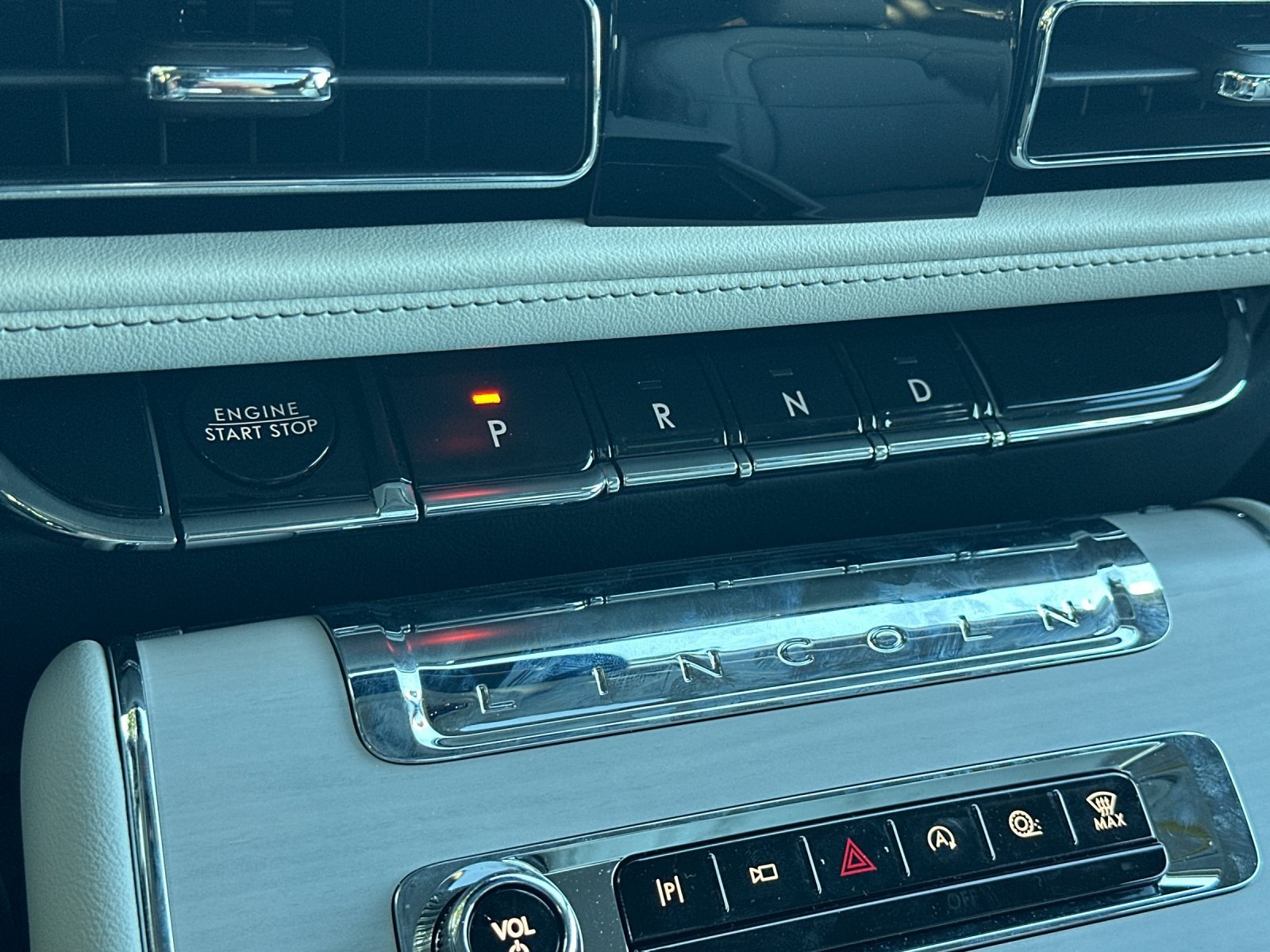 New 2026 Lincoln Aviator Reserve AWD/4WD image 21