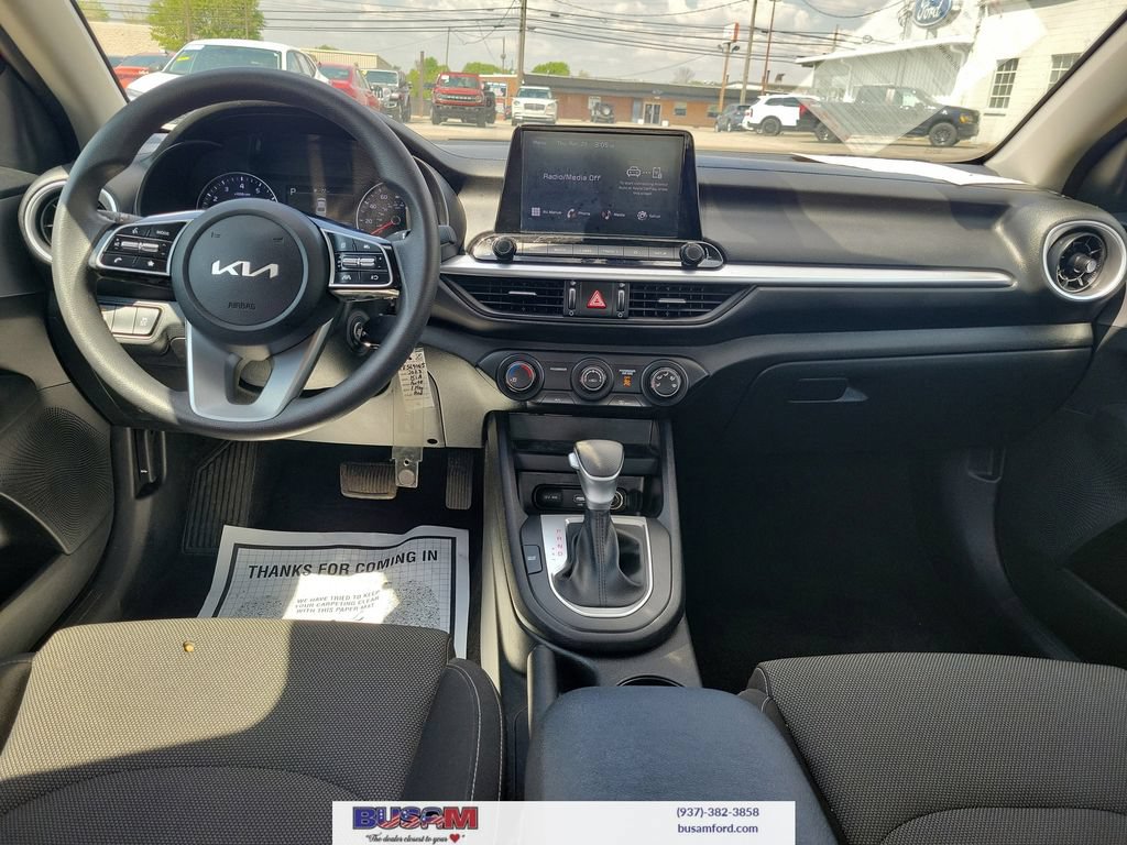 Used 2023 Kia Forte LXS w/ LXS Technology Package FWD image 7