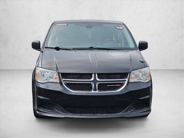 Used 2019 Dodge Grand Caravan SE w/ UConnect Hands-Free Group video 2