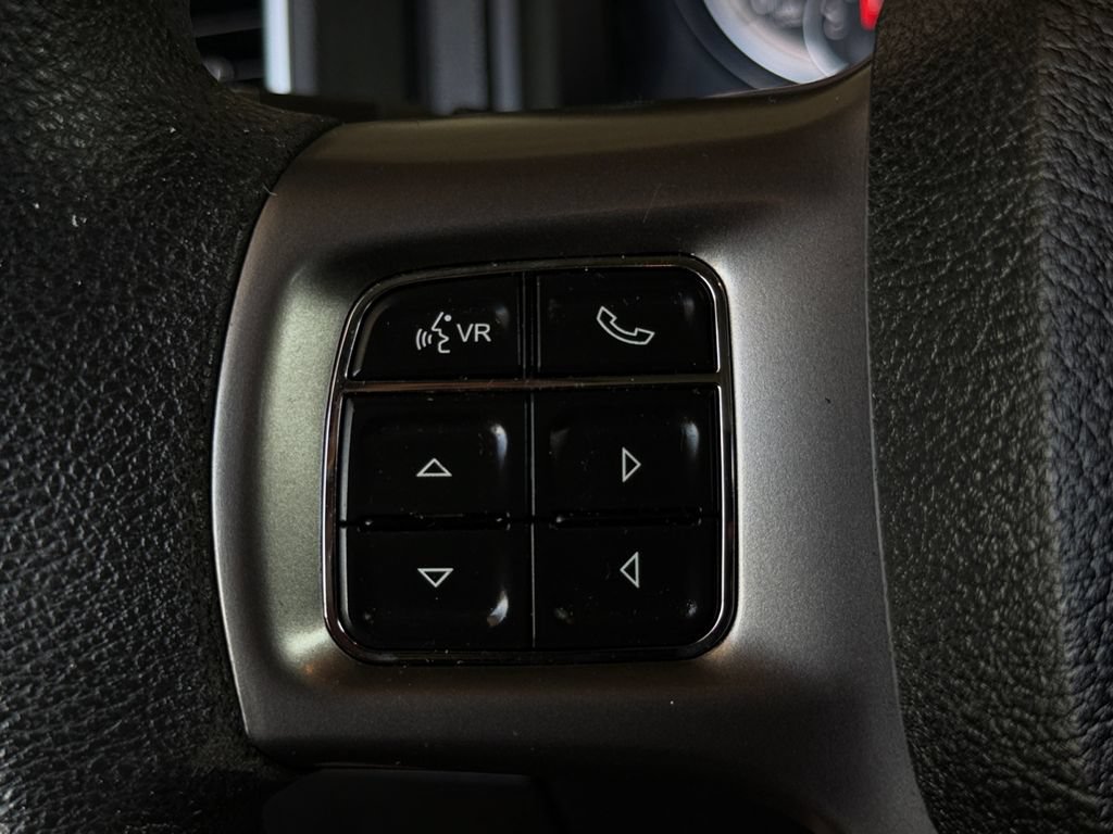 Used 2022 RAM 1500 Classic SLT RWD image 19