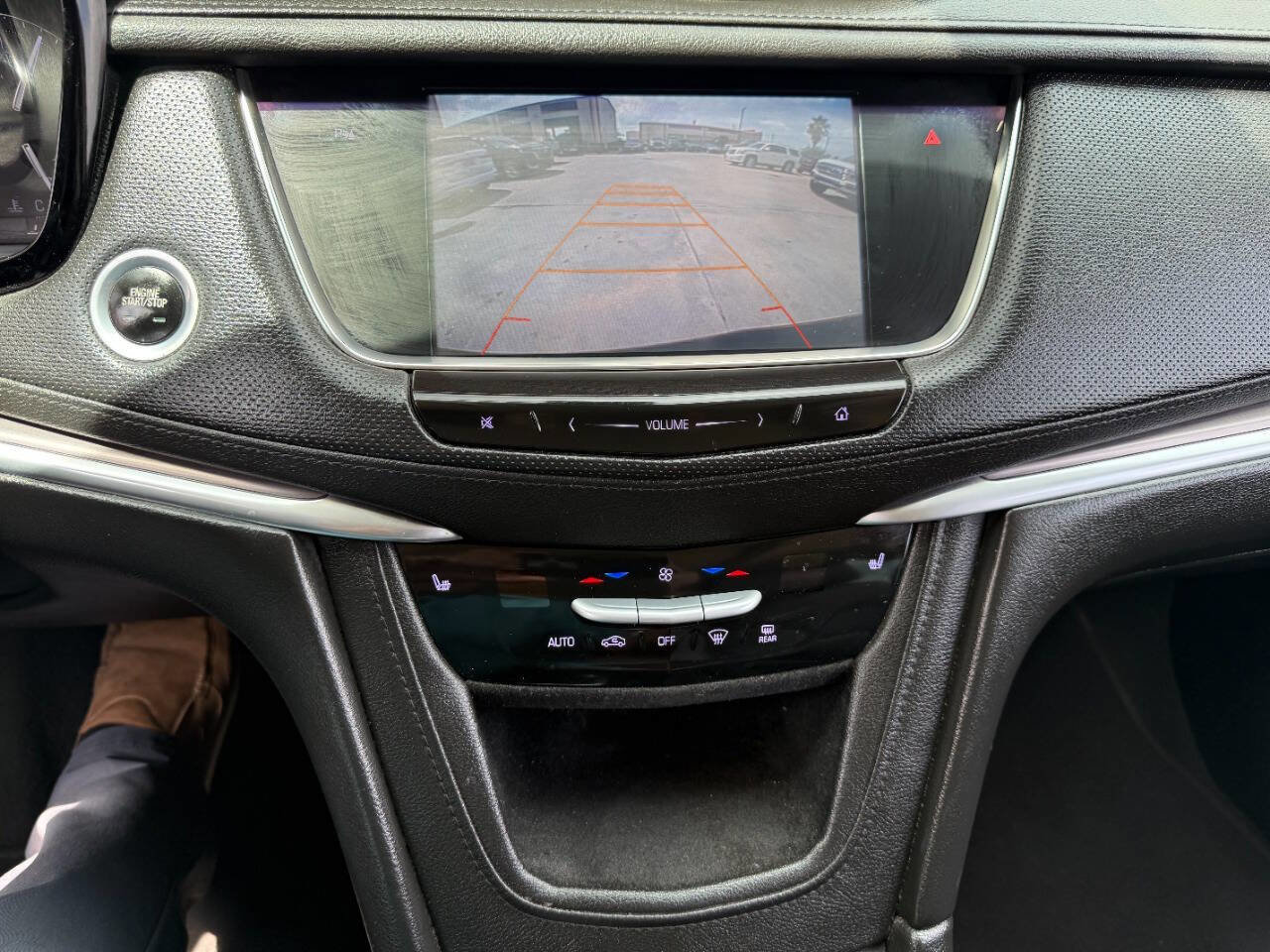 Used 2017 Cadillac XT5 Luxury AWD/4WD image 17