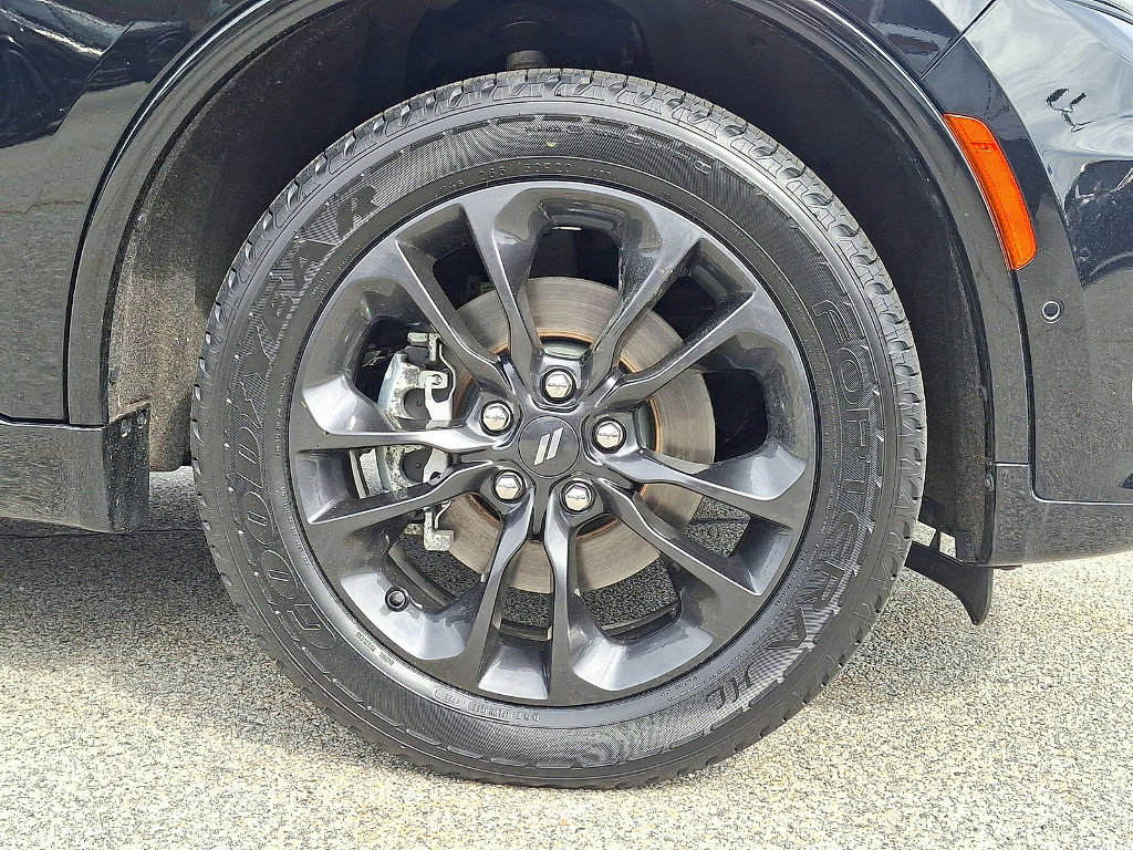 Certified 2023 Dodge Durango R/T w/ Hemi Orange Plus Package image 27