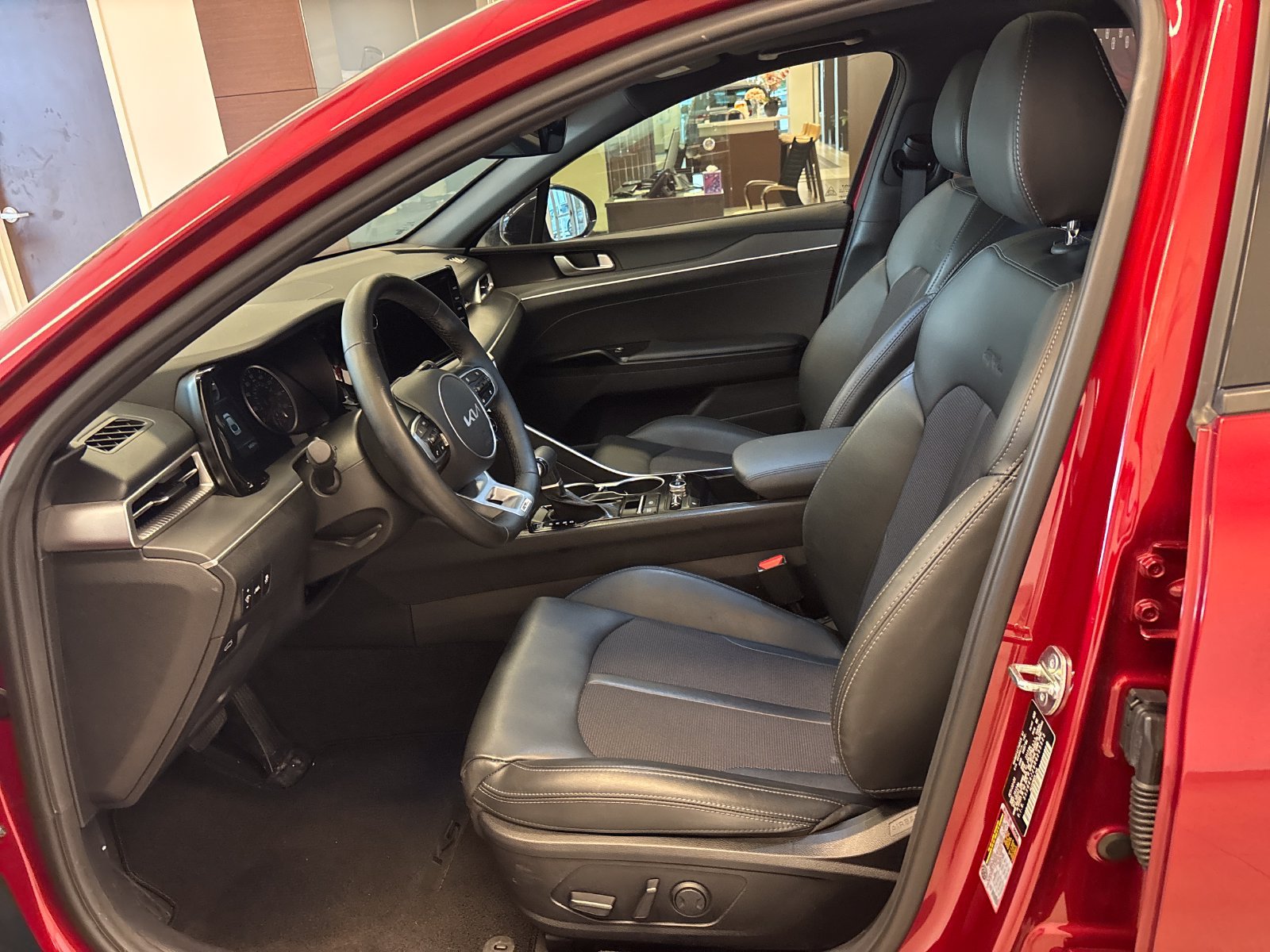 Used 2024 Kia K5 GT-Line AWD/4WD image 12