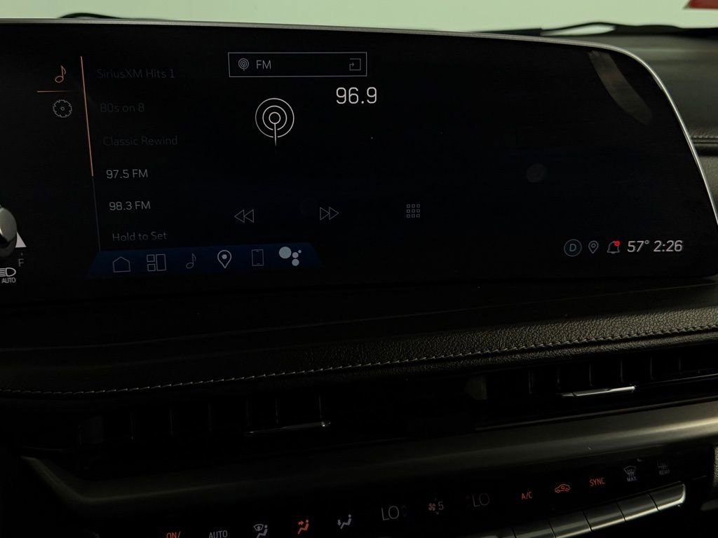 Used 2024 Cadillac XT4 Premium Luxury image 18