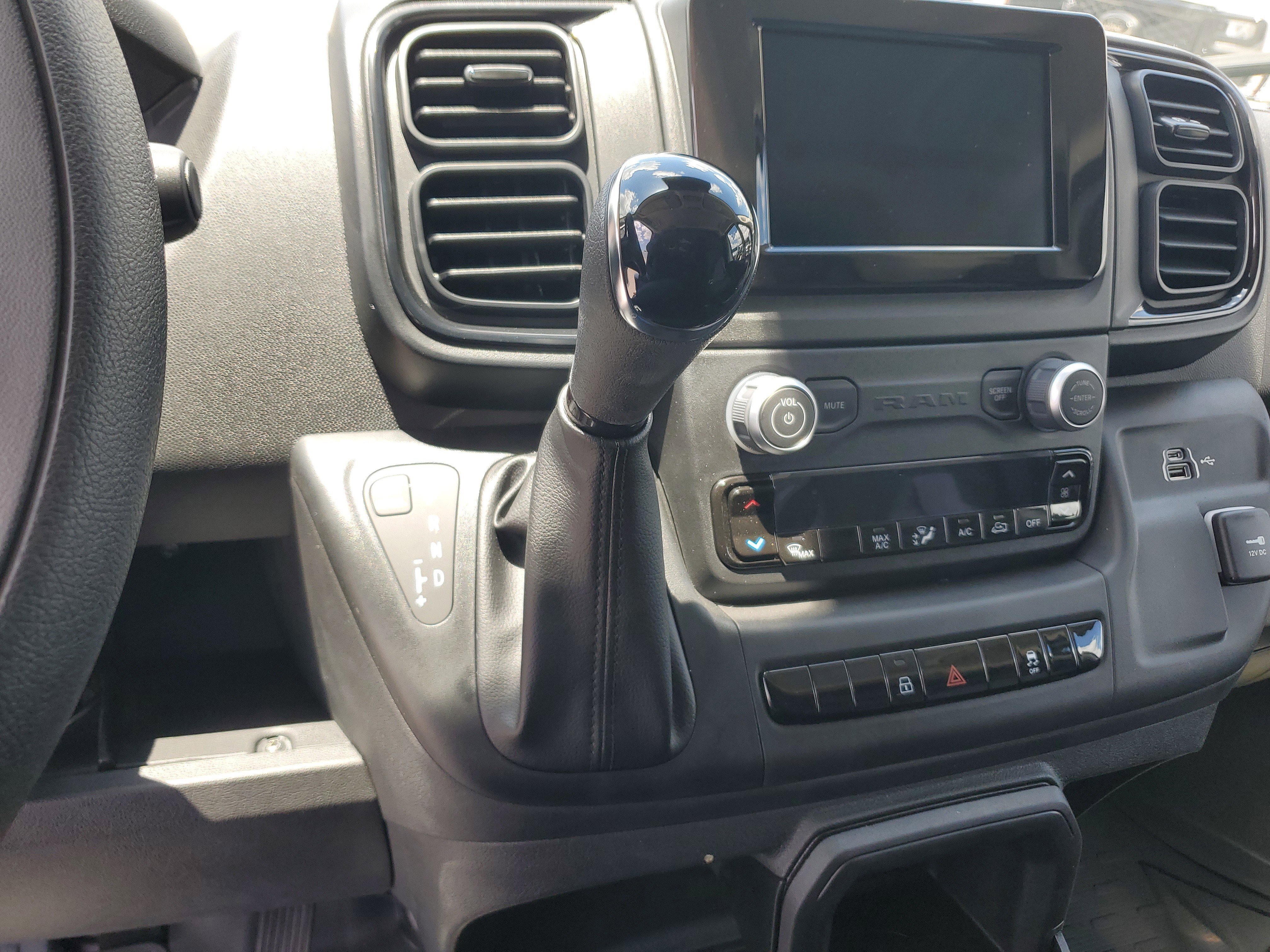 Used 2025 RAM ProMaster 2500 FWD image 24
