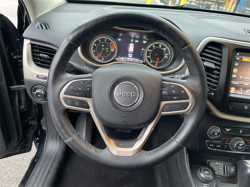 Certified 2018 Jeep Cherokee Limited image 17