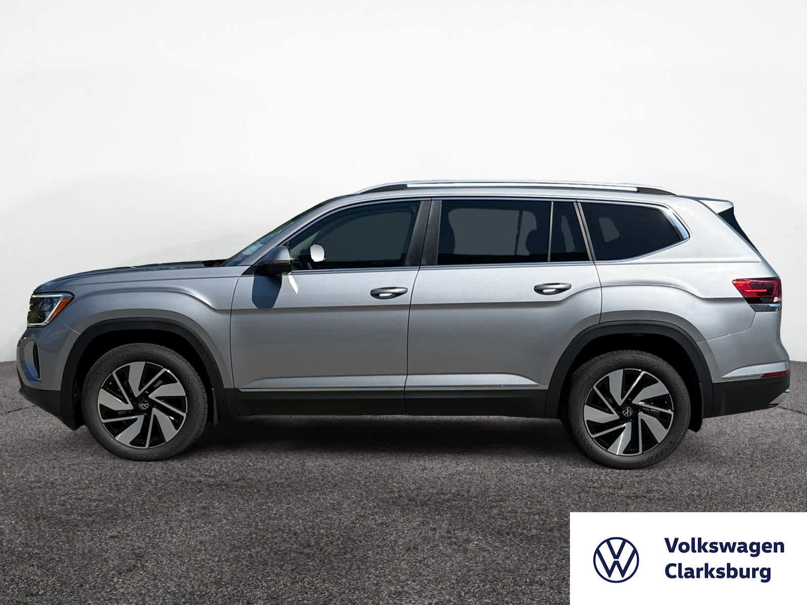 New 2026 Volkswagen Atlas SEL image 2