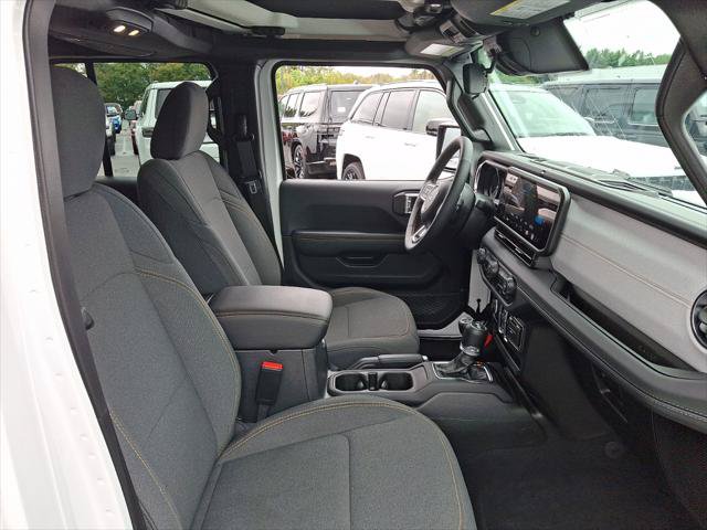 Certified 2024 Jeep Wrangler Unlimited Sahara AWD/4WD image 12