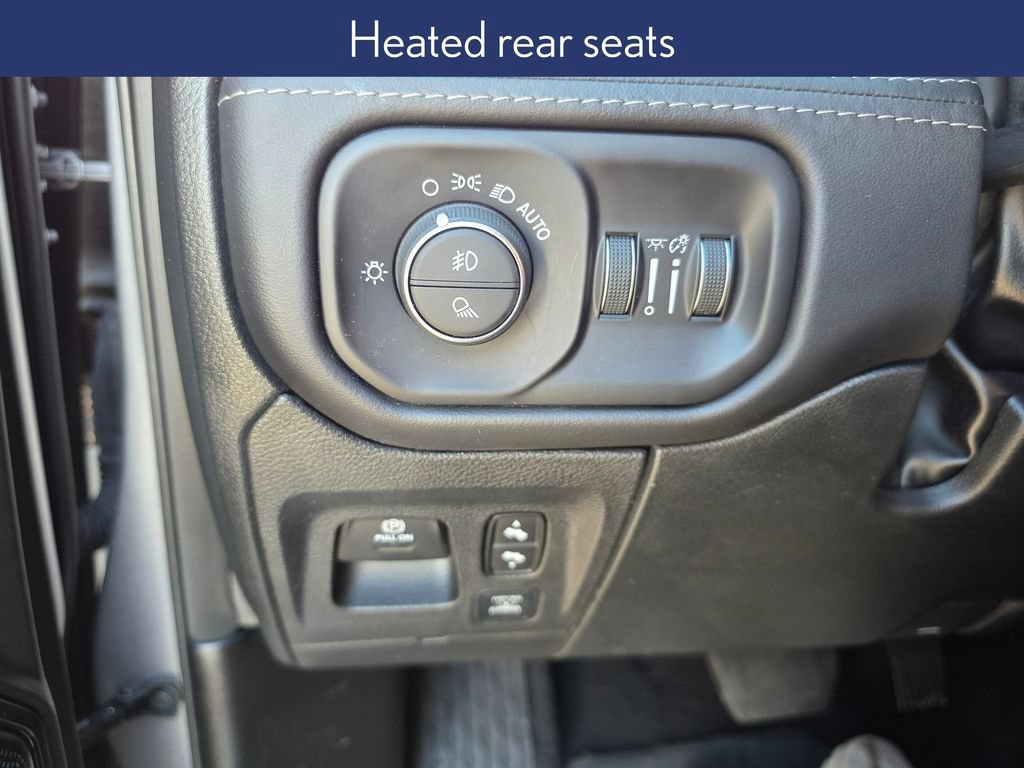 Used 2025 RAM 1500 Limited w/ Body Color Bumper Group AWD/4WD image 24