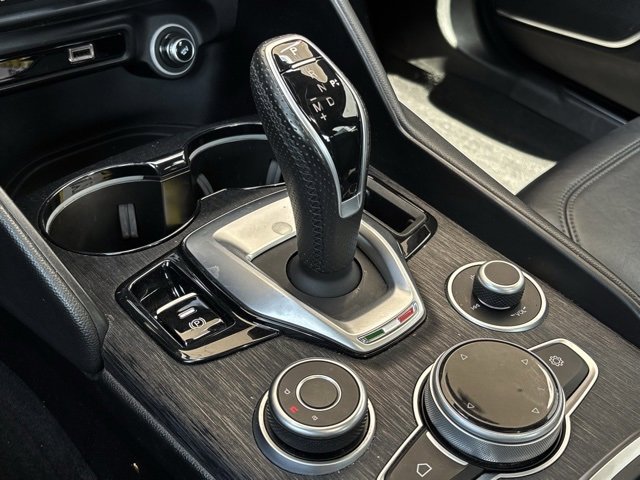 Used 2023 Alfa Romeo Giulia Sprint image 16