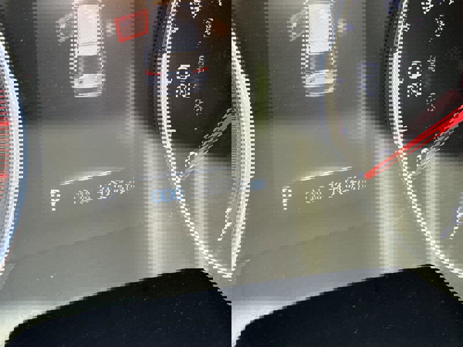 Used 2022 Toyota RAV4 XLE Premium image 19