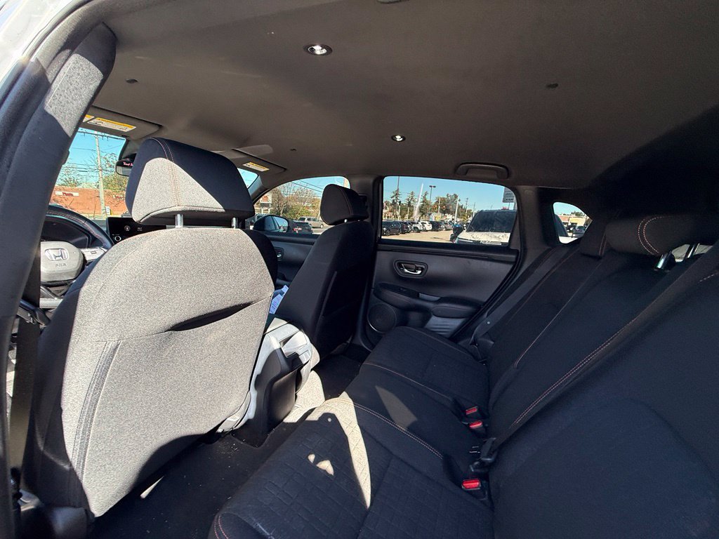 Used 2023 Honda HR-V Sport image 24