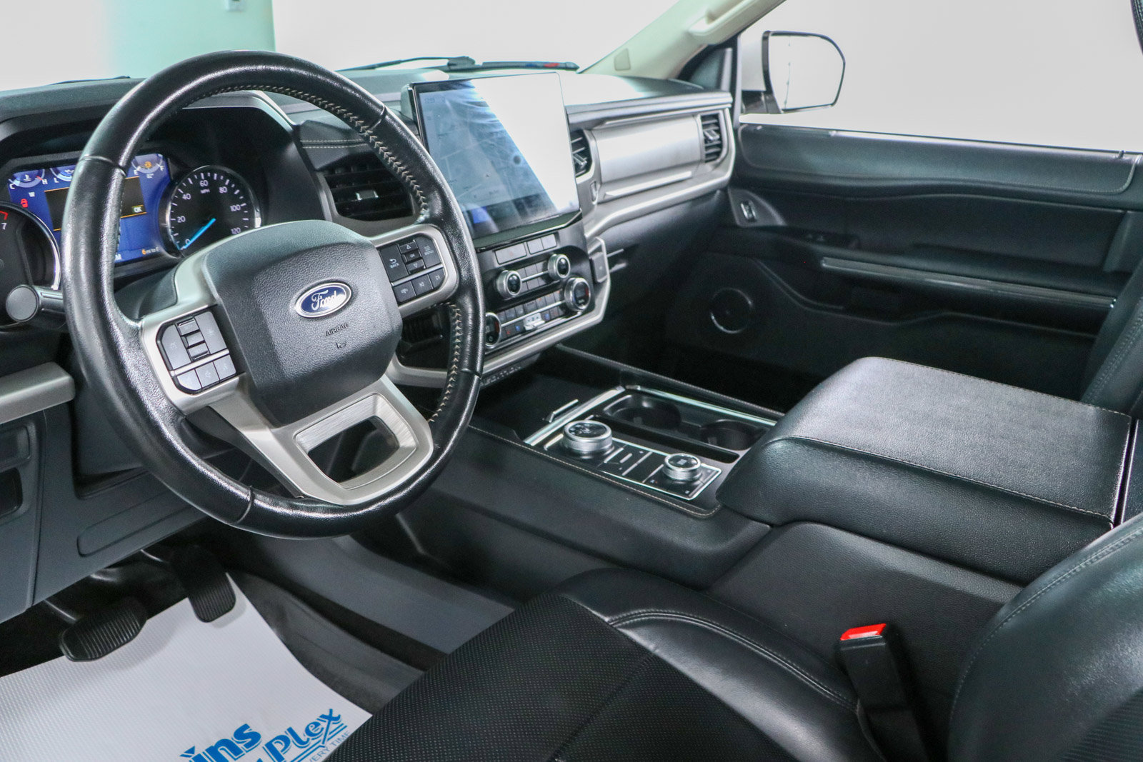 Used 2022 Ford Expedition Max XLT AWD/4WD image 24