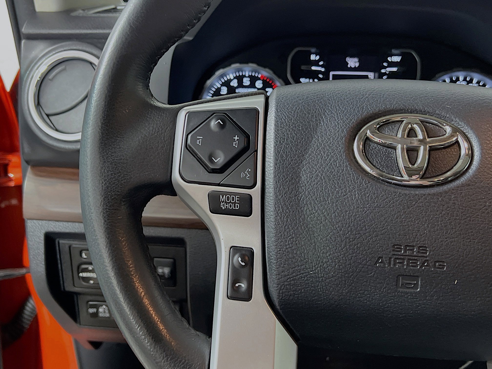 Used 2018 Toyota Tundra Limited w/ Limited Premium Package image 19
