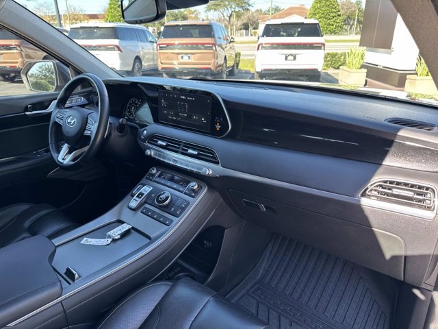 Used 2022 Hyundai Palisade Limited image 21