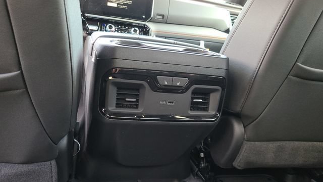New 2026 GMC Sierra 2500 AT4 w/ Technology Package AWD/4WD image 24