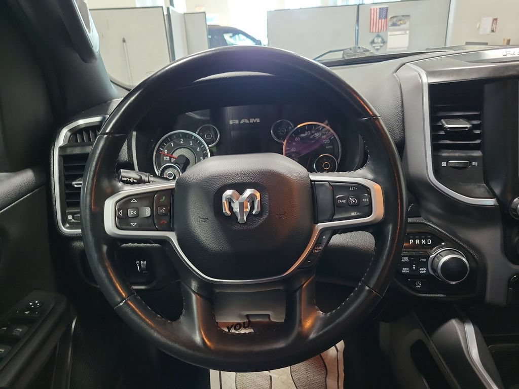 Used 2024 RAM 1500 Big Horn AWD/4WD image 33