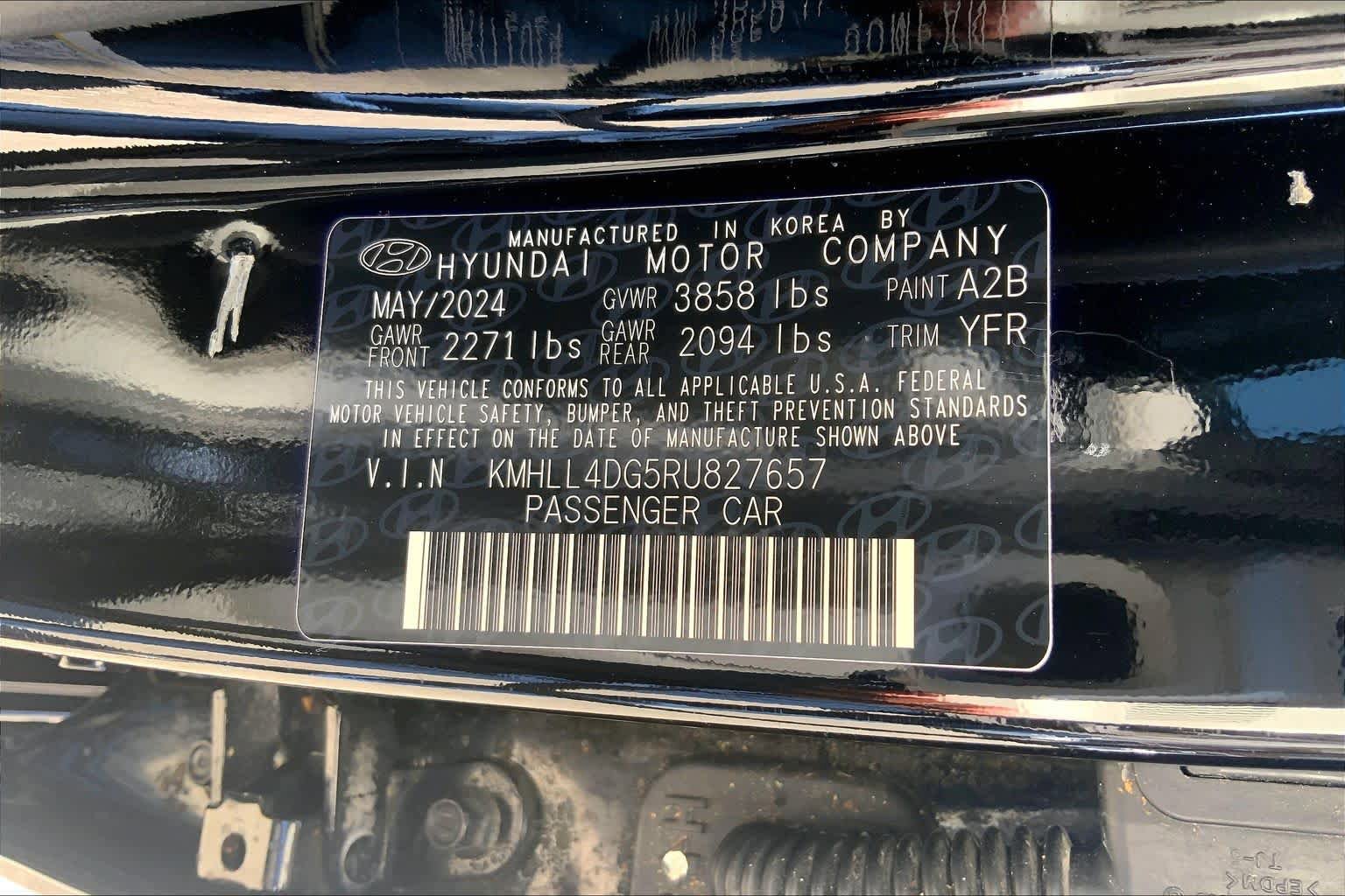 Used 2024 Hyundai Elantra SE FWD image 35