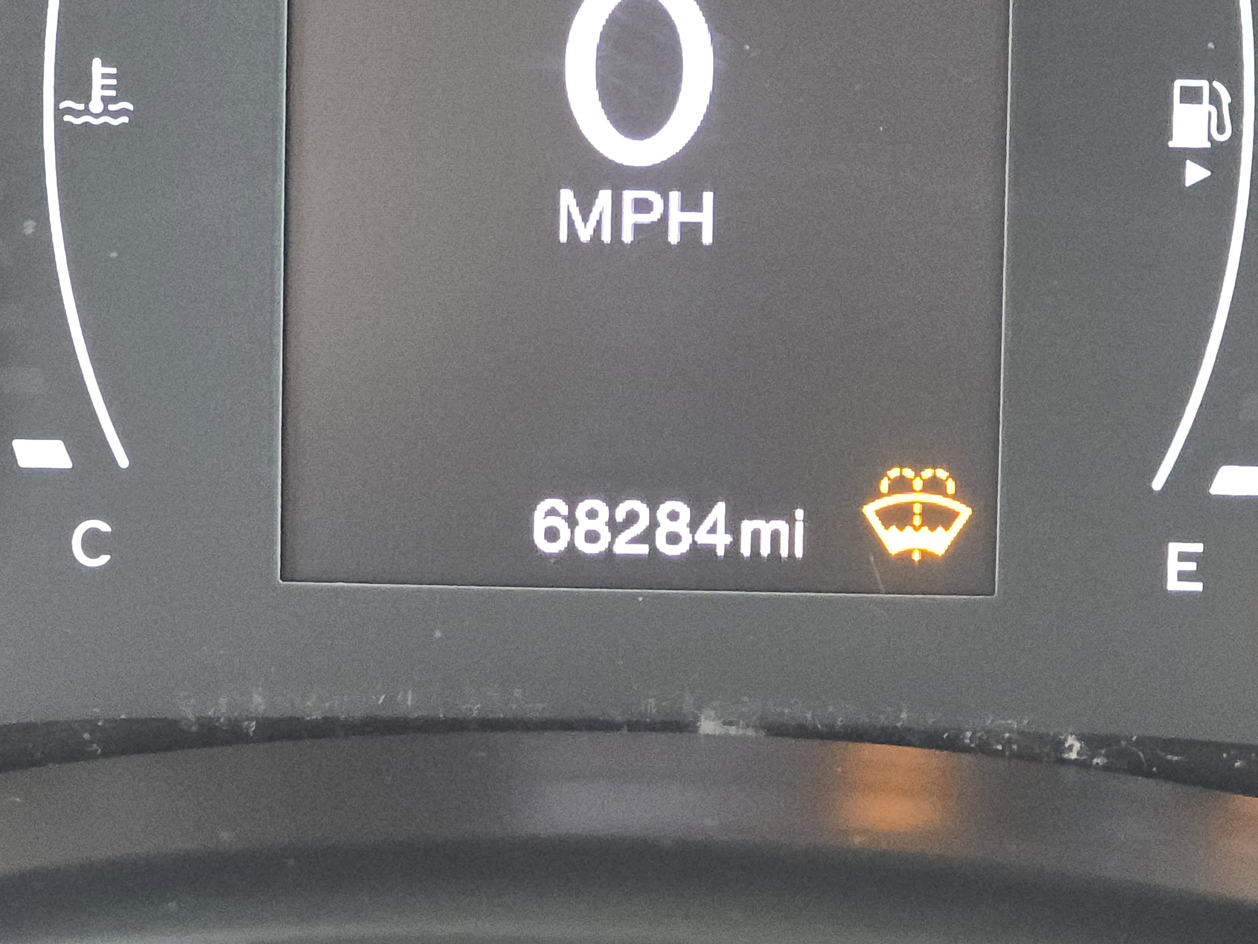 Used 2020 Jeep Renegade Latitude w/ Cold Weather Group image 28