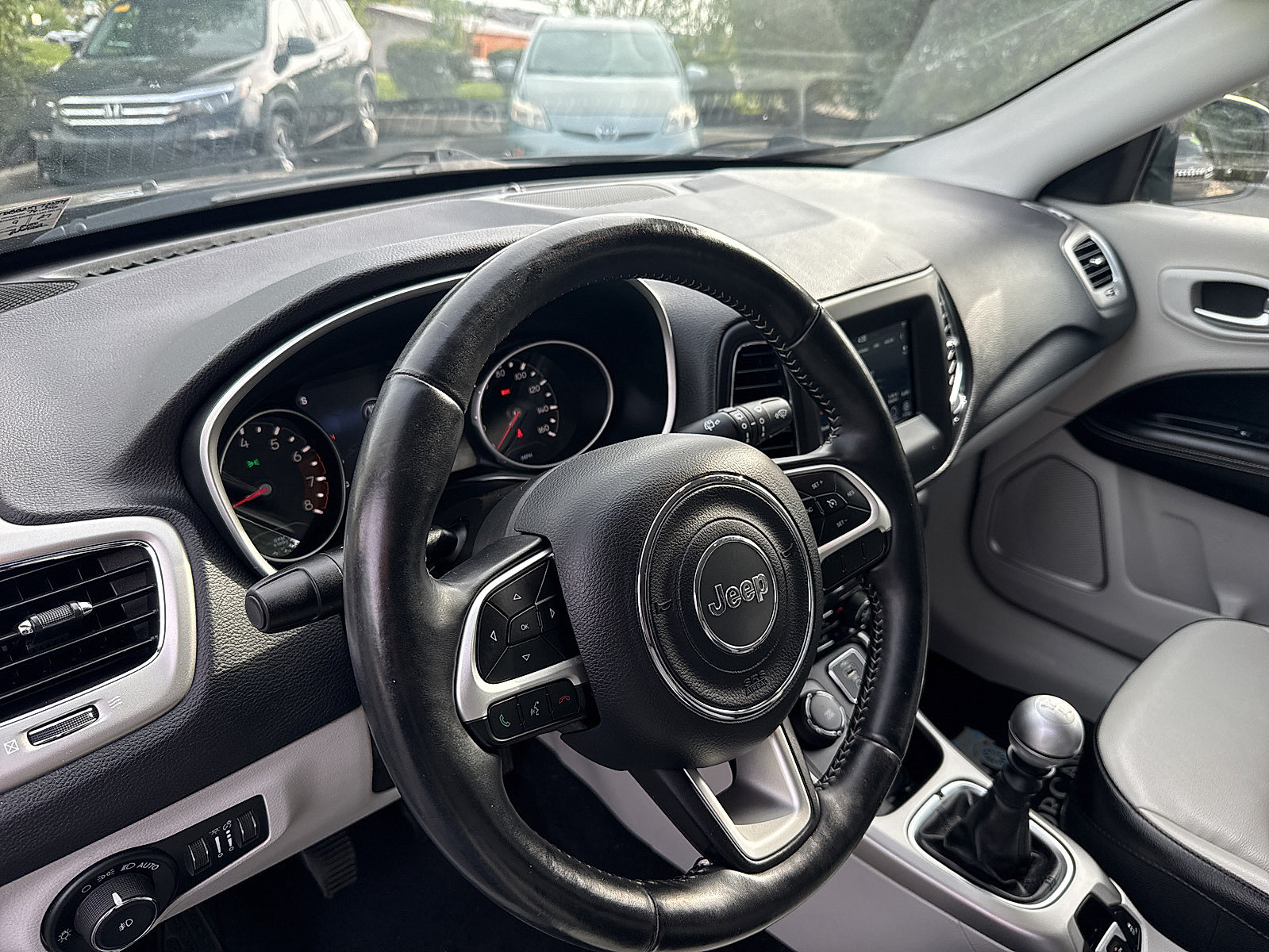 Used 2019 Jeep Compass Latitude w/ Popular Equipment Group AWD/4WD image 25