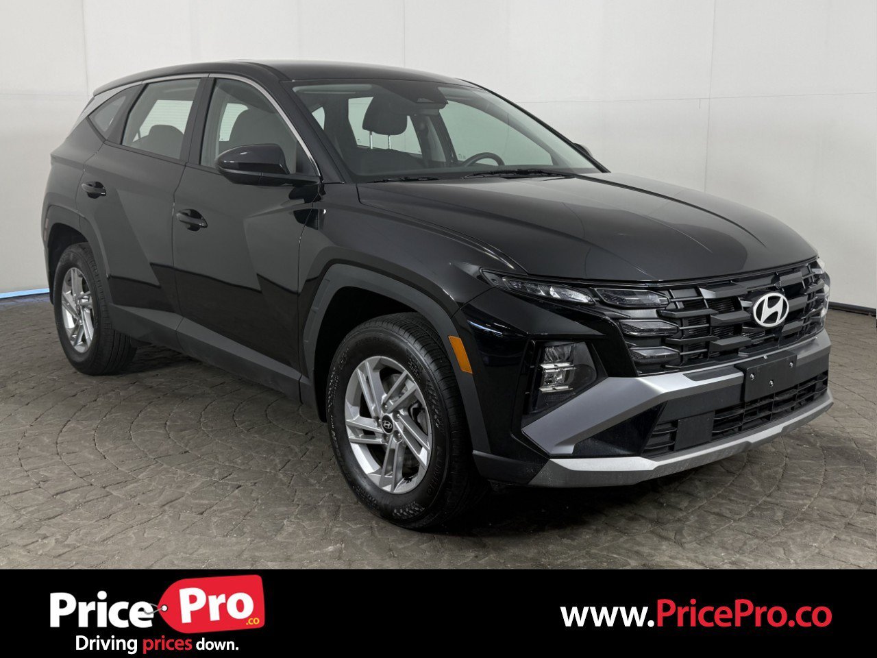 Used 2026 Hyundai Tucson SE AWD/4WD image 1