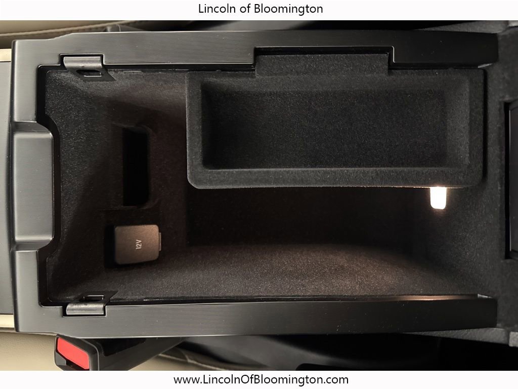 New 2026 Lincoln Corsair Premiere image 54