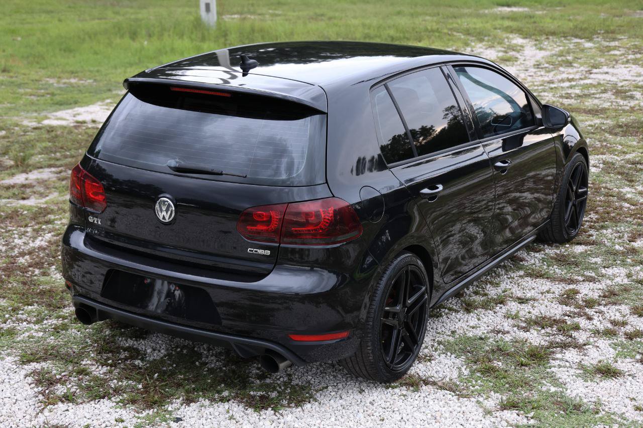 Used 2014 Volkswagen GTI Wolfsburg Edition FWD image 11