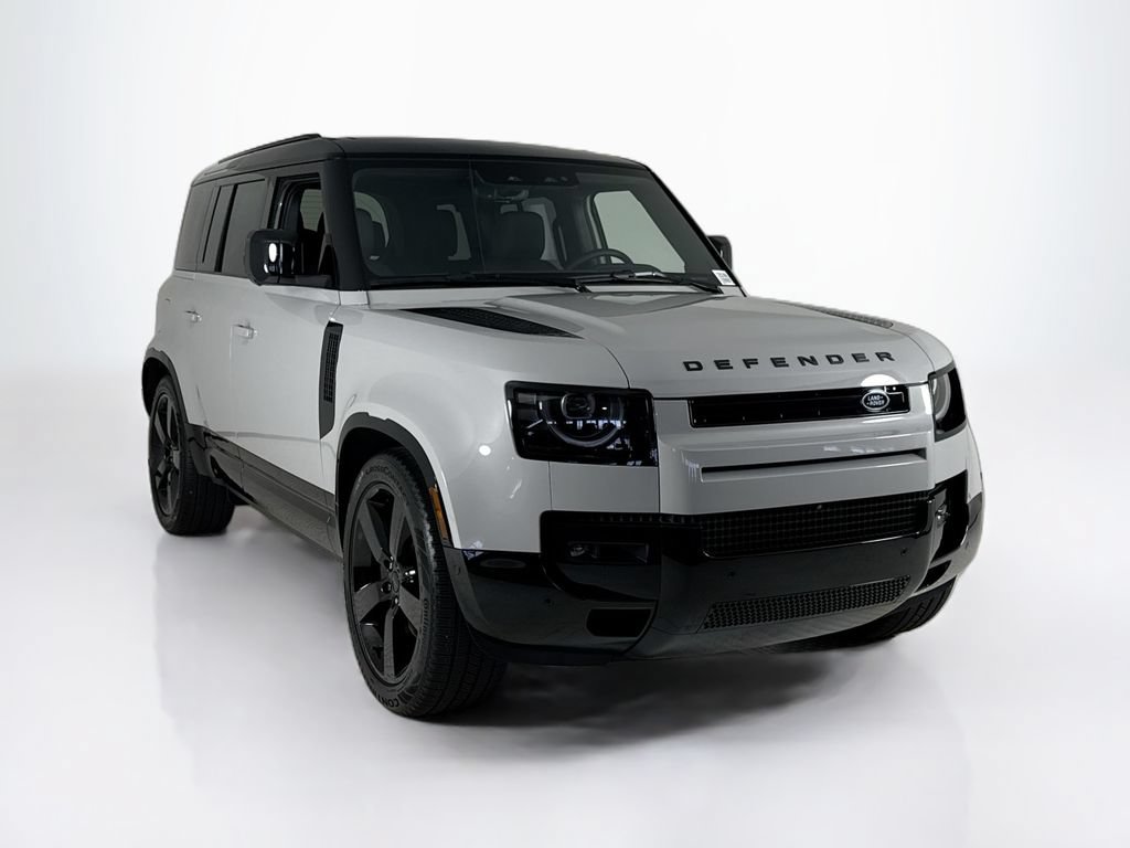 Used 2026 Land Rover Defender 110 X-Dynamic SE AWD/4WD image 7
