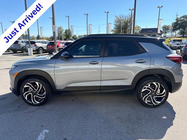 Used 2025 Chevrolet TrailBlazer RS w/ Driver Confidence Package FWD image 6