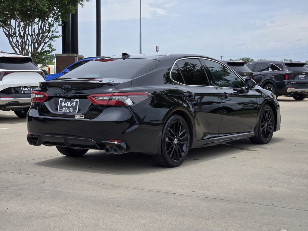 Used 2023 Toyota Camry XSE FWD image 4