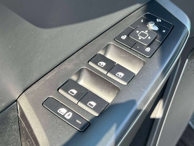Used 2023 Kia EV6 Wind w/ Wind Technology Package AWD/4WD image 19