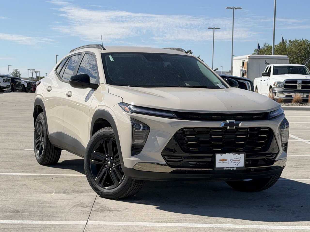 New 2026 Chevrolet Trax ACTIV w/ Driver Confidence Package FWD image 2