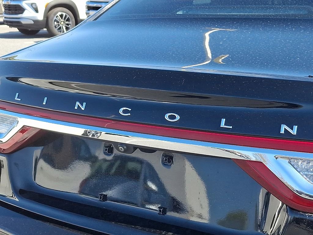 Used 2018 Lincoln Continental Reserve w/ Luxury Package image 22