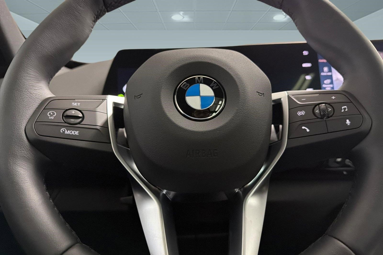 Used 2026 BMW X1 xDrive28i w/ Technology Package AWD/4WD image 16