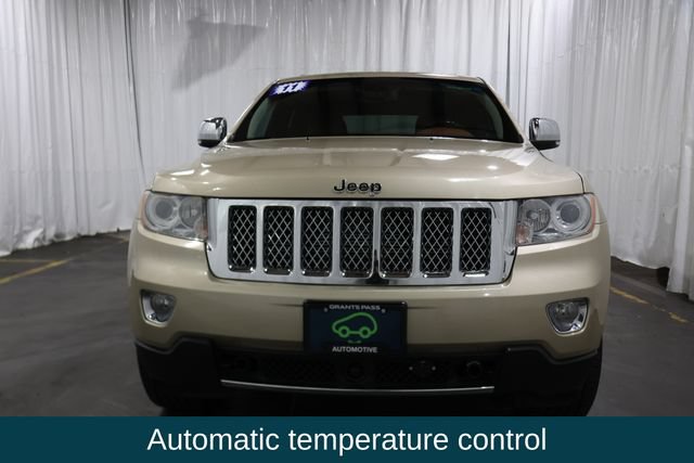 Used 2011 Jeep Grand Cherokee Overland Summit AWD/4WD image 9
