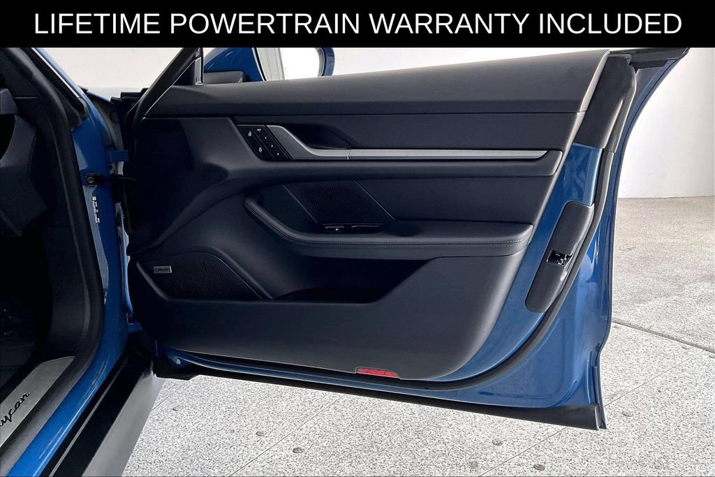 Used 2025 Porsche Taycan RWD image 24
