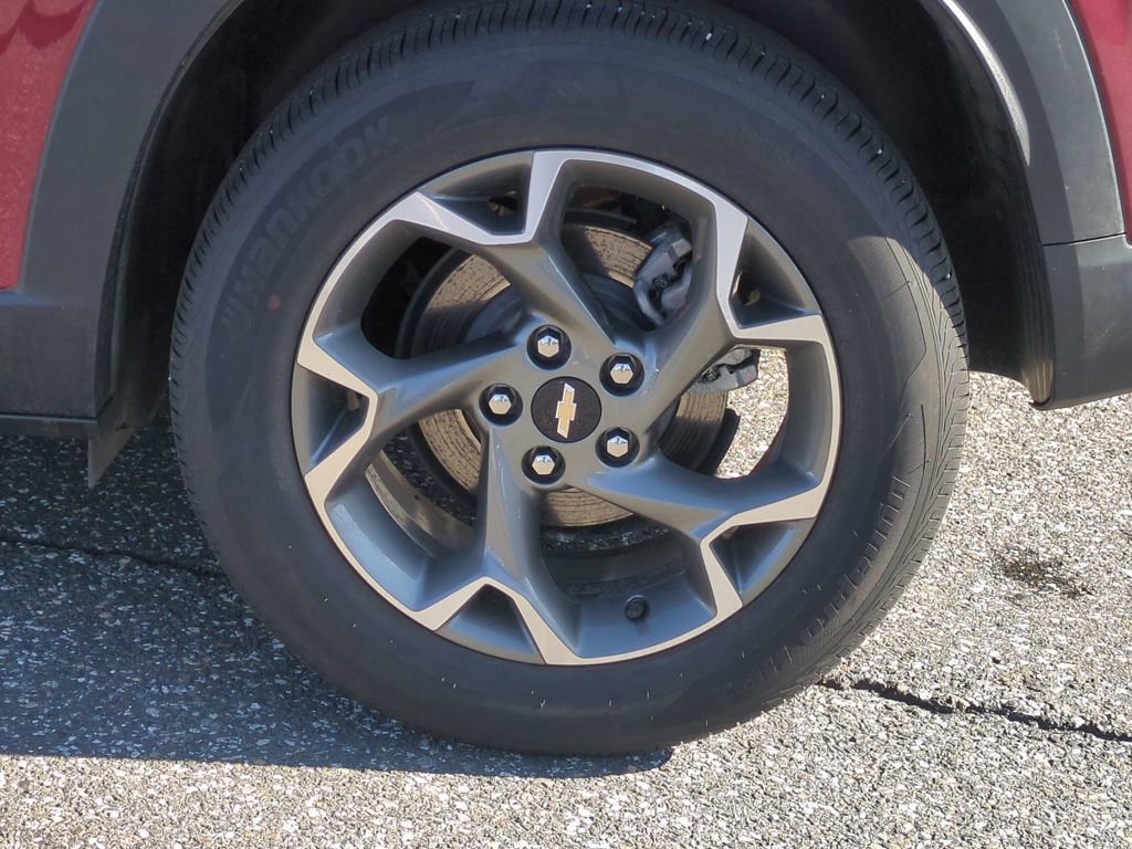 Certified 2024 Chevrolet Trax LT w/ Driver Confidence Package image 25